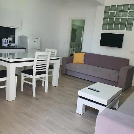 Kristiana Apartment